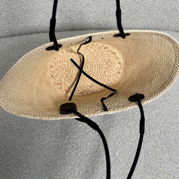 Pre-Owned Loewe Paula's Ibiza Small Sequin Anagram Basket Bag Silver - Picture 3 of 10